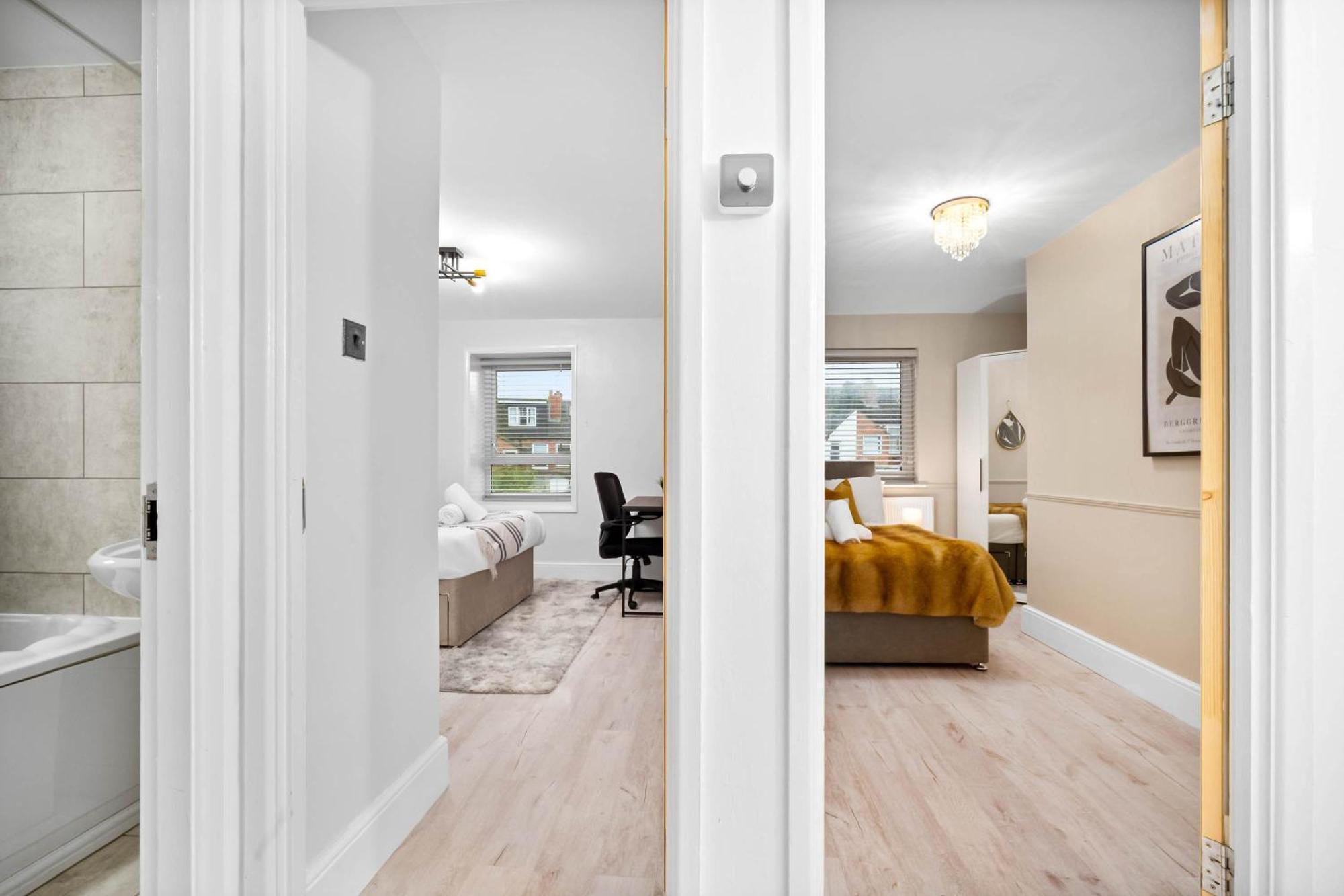 Luxury Two Bedroom House - Parking - Netflix 11Ha Birmingham